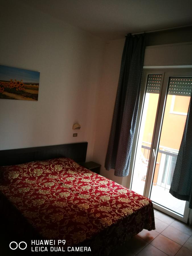 Hotel Riviera ريميني المظهر الخارجي الصورة